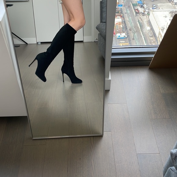 Gianvito Rossi suede high boots - Picture 2 of 9